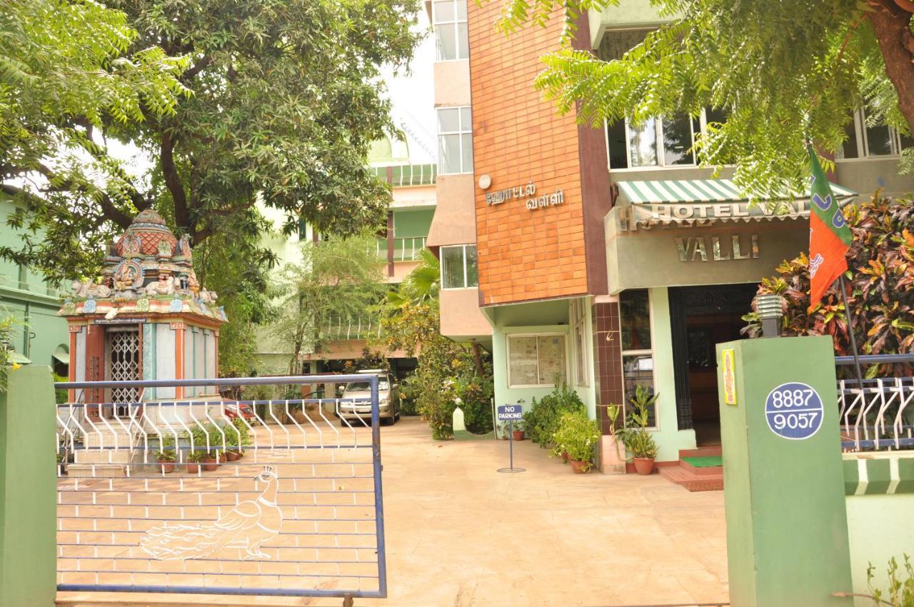 Valli Hotel Thanjavur Eksteriør billede
