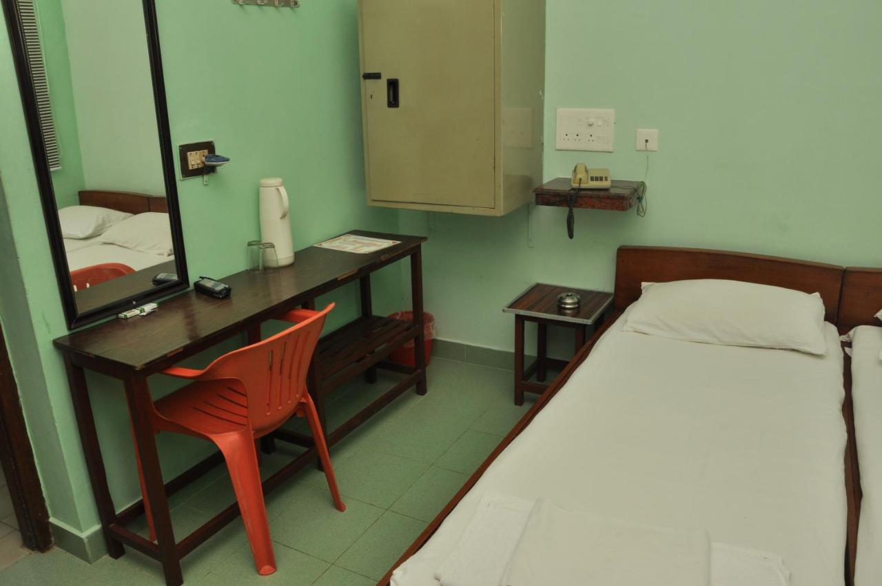 Valli Hotel Thanjavur Eksteriør billede